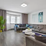 Apartman Katies - Zentral - 4 - 7 Personen - 2 Parken - Nintendo Switch - Disneyplus - E-kamin Augsburg