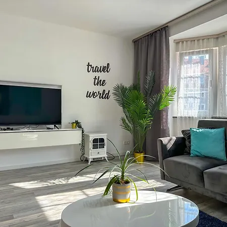 Katies - Zentral - 4 - 7 Personen - 2 Parken - Nintendo Switch - Disneyplus - E-kamin Apartamento