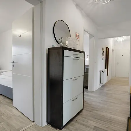 Apartman Katies - Zentral - 4 - 7 Personen - 2 Parken - Nintendo Switch - Disneyplus - E-kamin