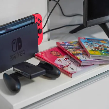 Katies - Zentral - 4 - 7 Personen - 2 Parken - Nintendo Switch - Disneyplus - E-kamin